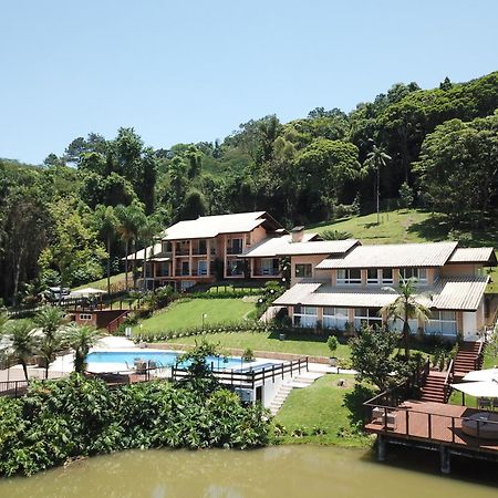 Village Du Lac Hotel Помероди Экстерьер фото