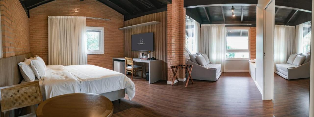 Village Du Lac Hotel Помероди Экстерьер фото